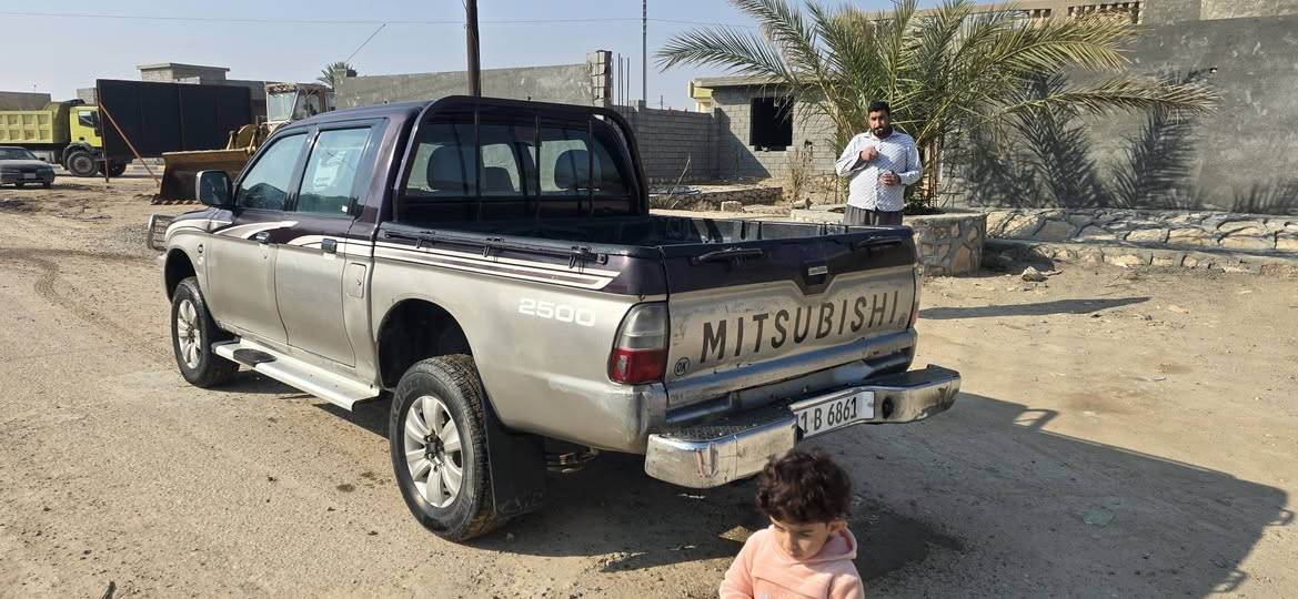 السلام عليكم ابيكم موديل 2006  رقم بغداد سياره بلاديه سعر ١٠٥ وبيه مجال مكان فلوجه كرمه
***********
***********
