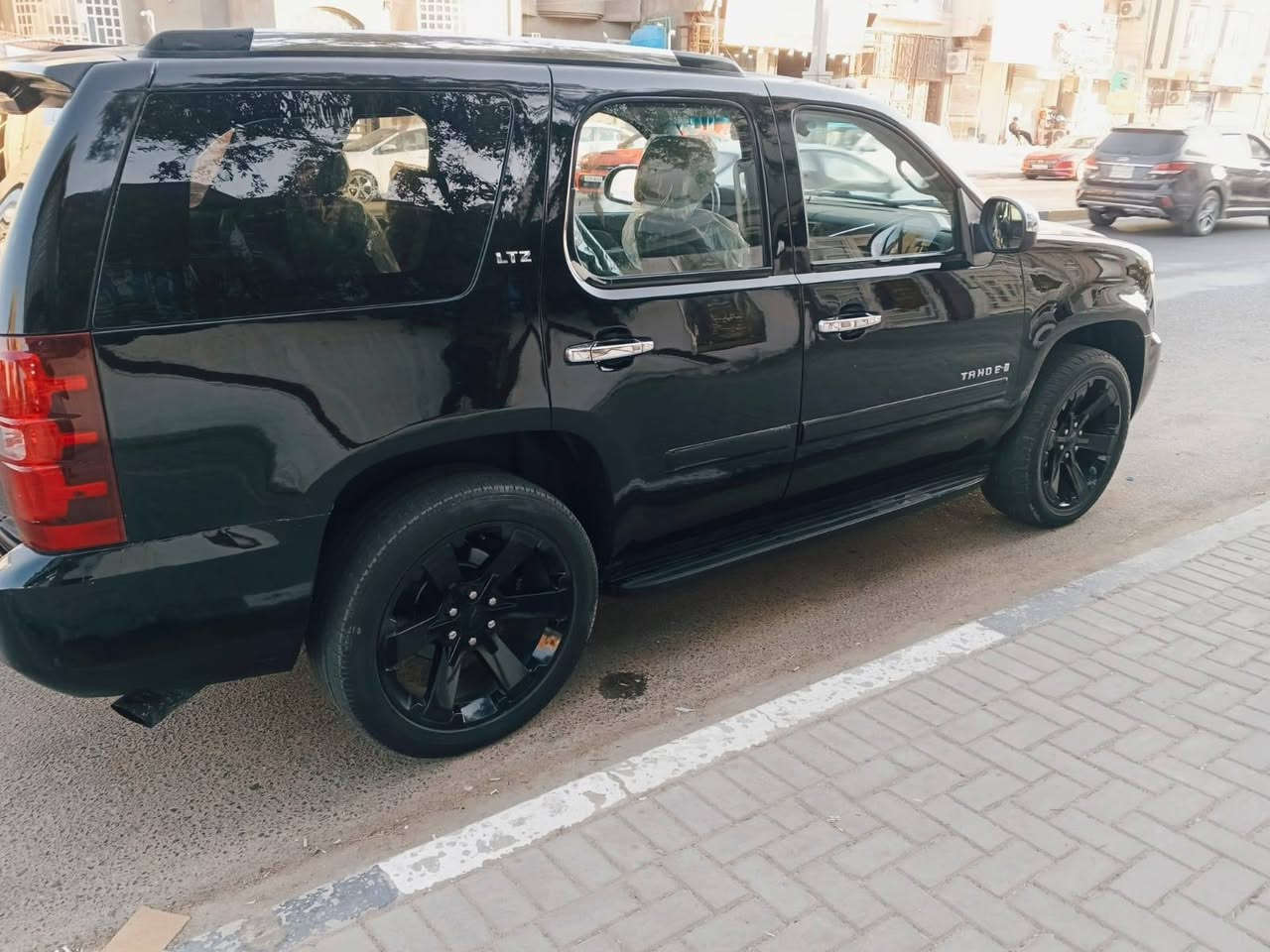 تاهو البيع  ادوات #ادوات  LTZ مكفوله من كلشي فول مواصفات 
الخير موديل 2010 لون اسود ملكي دخول جديد 
متومه جاهزه مكان #بصره سعر بلااااش ب#75
تواصل  *********** البصرة, العراق
