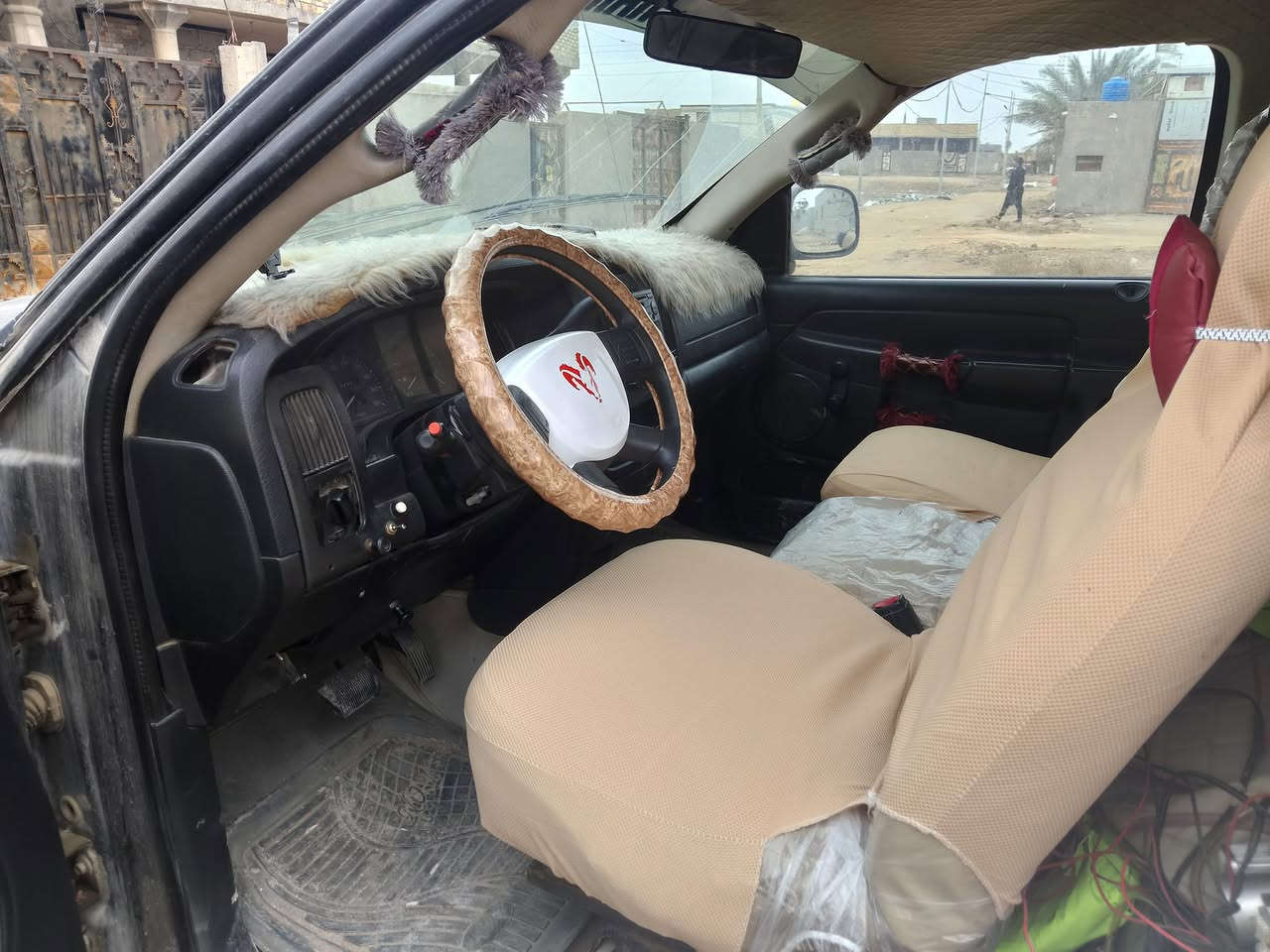 دوج رام تك باب مديل 2005 رقم بصره بأسمي تحويل مباشر مكينه كاز سبلاين ***********
