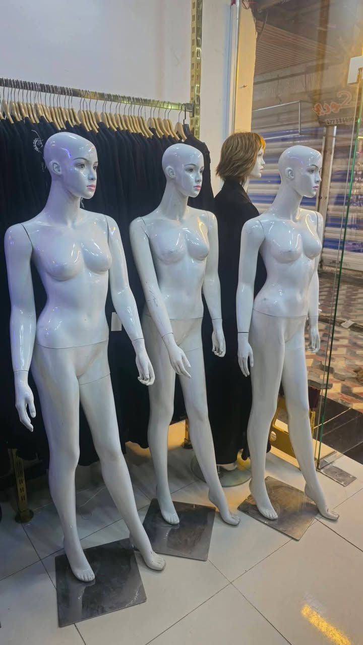 ملكانات مستعملة نضيفة كلش الوحده  ب٥٠ الف شلعة 

القاعده جام ضد الكسر  ***********
