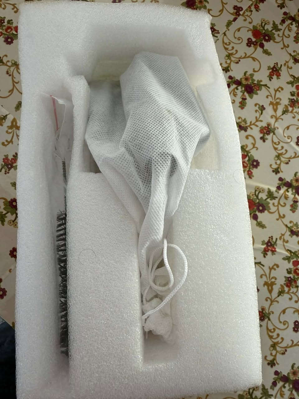 مسدس نيكل كروم من شركة clounbs
اخر قطعه سعر ٢٠٠ الف
***********
