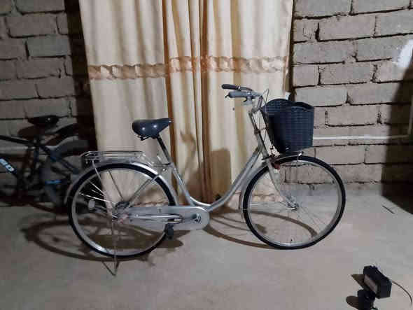 السلام عليكم بايسكل للبيع السعر 125وبي مجال.  الرزق على الله  التعليق السلبي  اتصل على الرقم *********** الشراي يتصل.
