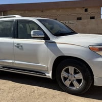 لاندكروز GXR • ٢٠١٥ • رقم بغداد