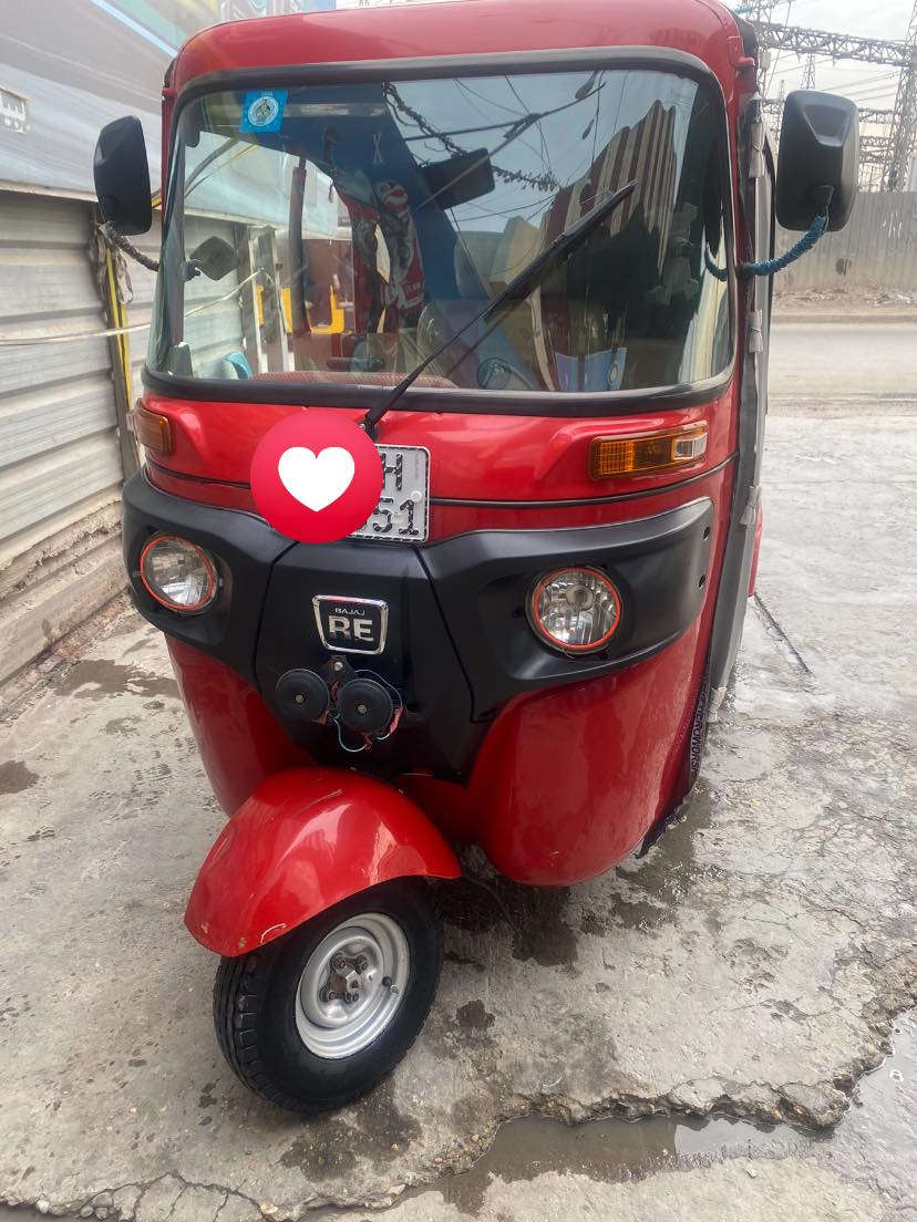 سلام عليكم
تكتك 2022 كفاله سنوية ورقم انگليزي باسمي تحويل ثاني يوم اي نقص مابيها دوس  على وضع الشركة 

داخله هزه جيدة لاصق الهزه موجود على الجامه

 استفسار ***********

الخاص مفتوح
