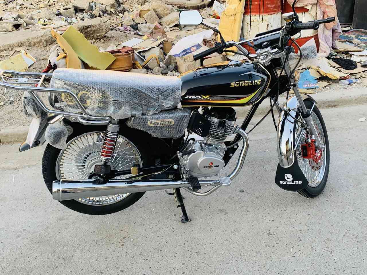 سلام عليكم دراجه يراني اربعه كير  مدين 2025  مكاني بغداد الشعب السعر 750/الرقم ***********
