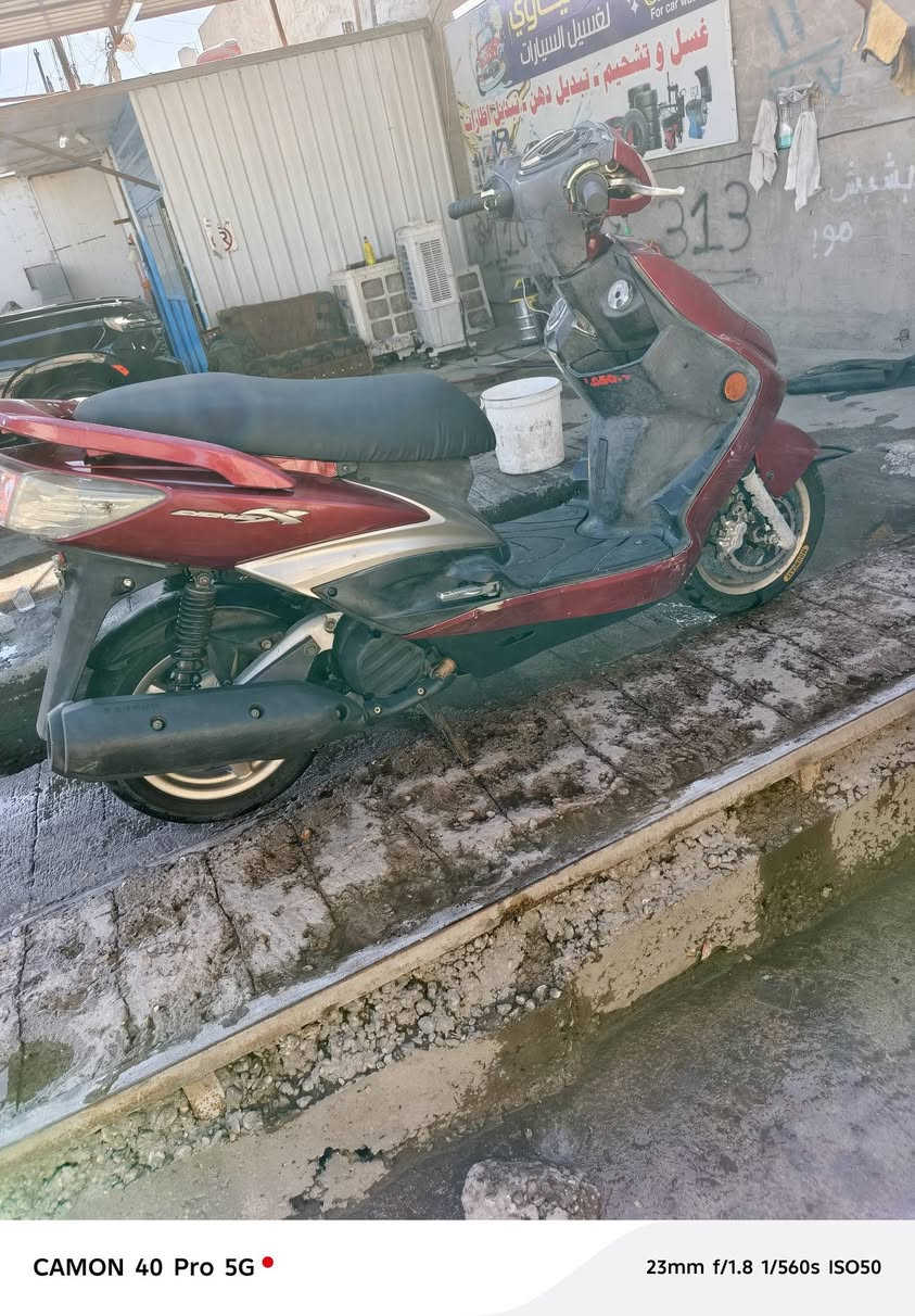 سكنس نوزل خطين طلاعات دراجة كلها بلاد اي نقص مابيها مكينة خرسة شلعة ومعدل مكان بغداد الشعب السعر ٨٥٠  قفل مستعجل عل بيع للاتصال *********** شراي يتصل
