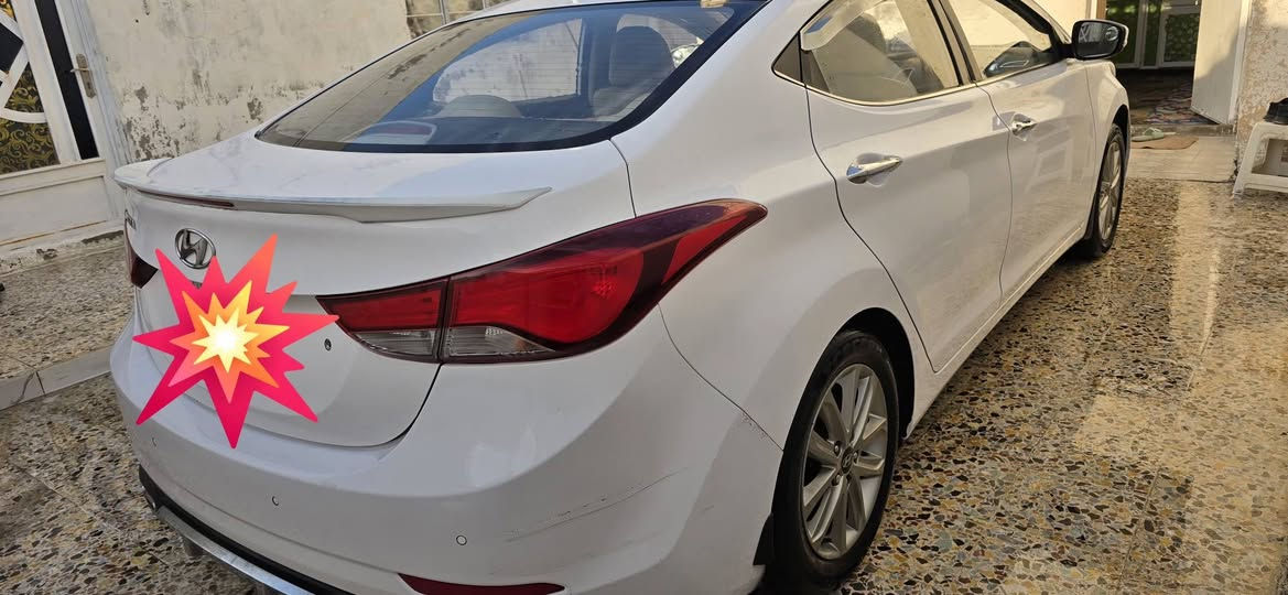 السلام عليكم
النترا ٢٠١٦ خليجي 
 رقم واسط باسمي بسمي 
ماشيه ١٤٩
فول مواصفات عدى البصمه السياره  
محرك 1800
فتحه سلايت
صاج 
كاميرا
حساسات 
يدات نيكل  
انضمه قياده 
نيكل 
تحكمات ستيرن جهتين 
السياره فول مواصفات 
 مكفوله كفاله عامه من الصبغ والبارد 
 المكان: واسط / كوت 
الرقم: ***********
