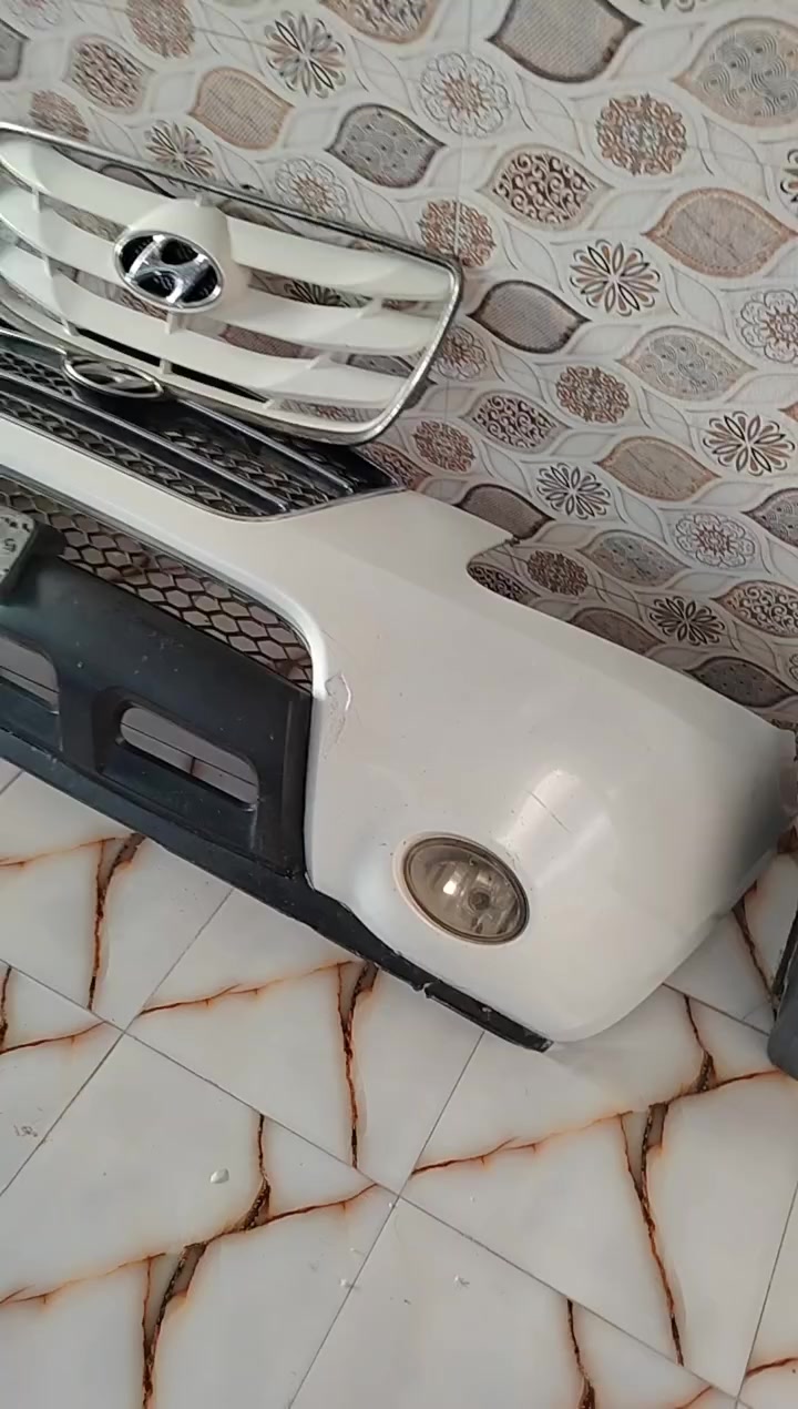 متاح دعاميه نضافه 80 بالميه وشباج اليريدهن الدعاميه كامله هي وملحقاتها ب75 والشباج الأبيض ب25 واسئل بلتفصيخ شوفهن بيش بس اني حدثت بجم السياره واريد ابيعهن اليريدهن *********** عنواني حله گريطعه
