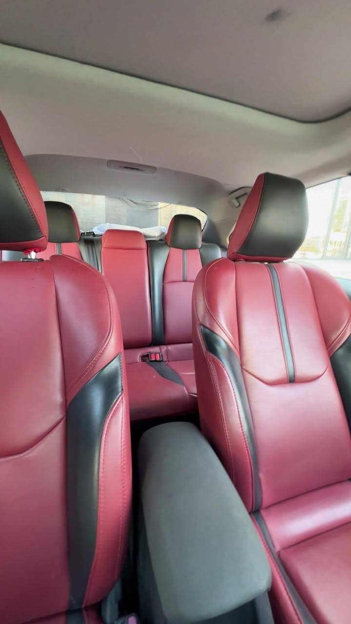 🚗 للبيع: كورلا وارد صيني موديل 2024
السيارة بيها طخه فقط بسيطة موضحة بالصور

العداد: 27 ألف كيلو

🔹 محرك اقتصادي 4 سلندر هايبرد

🔹 گير أوتوماتيك مناسب للاستخدام اليومي بسبب قلة الصرف

🔹 الداخل احمر ، جلد

🔹 وضعيات 3 للقيادة 

 

المواصفات معروفة:

✔️ فتحة سقف

✔️ كاميرا خلفية

✔️ دواخل أحمر

✔️ قطعتين تبريد

✔️ ABS

✔️ نظام مانع الانزلاق

📍 موقع السيارة: النجف الأشرف

📄 الرقم اربيل

💵 السعر: 145$

الرقم ***********
