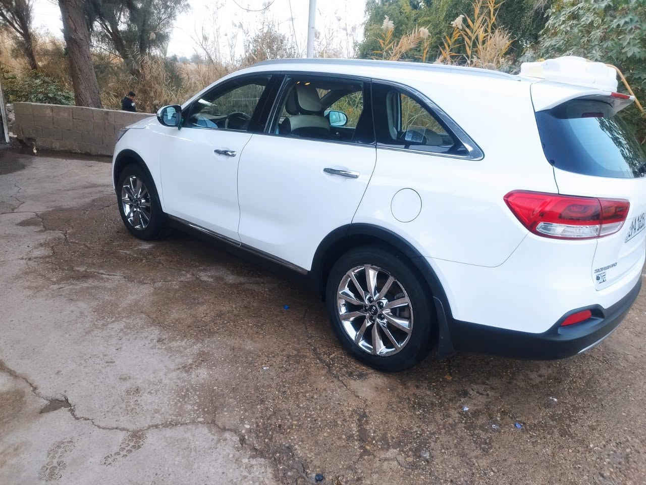 السلام عليكم
سورنتو خليجي 2018 

رقم واسط الجديد 

6 سلندر 

7 راكب 

جنطه كهرباء 

اريل نفكيشن

3 قطع تبريد 

زراك لايت 

كشن كهرباء
 
مكان السياره في الكوت 
للاستفسار الاتصال على الرقم ***********
