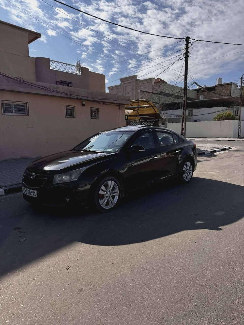 السلام عليكم
كروز  للبيع فقط بدون مراوس

الموديل 2015

الفئه LTZ يعني فول الفول واحد على واحد

وكاله المنصور مال اربيل

المواصفات اذكرهن 

1-- كشنات جلد لونين

2--شاشه حجم 7 انج + كامره بلاد

3-- مضخم صوت جدا راقي

4-- رادر جانبي 

5-- حساس خلفي 

6-- بصمه تشغيل + بصمة ابواب 4 

7-- لايت اوتو تشغيل واطفاء ذاتي 

8-- فتحه سقف شغاله

9-- تحكم استيرن جهتين

10-- مثبت سرعه

عداد الكيلو متر 150 الف حقيقي

اخوان السياره نضيفه جدا والبدي صافي بدون شخط

الضرر بنيد تبديل +جاملغات الاماميه صبغ والبدنه الاماميه بيه ضرر بسيط 

رقم اربيل بسمي سنويه 2028 هزه جديده 

شرط الوكاله او التحويل 

تخم تاير جديد حداديه جديده تراي زيرو 

مكان السياره النجف اكرر اخون السياره جاهزه الف مذب عليه 

للاستفسار ***********

السعر 82 وبيه مجال قليل مو تجي تكلي اكو حته ب 60 ورقه بالسوك بس مو بنضافة هاي السياره 

عليمن مكينه كير جدد

اللهم يرزق الجميع بحق محمد وال بيت محمد
