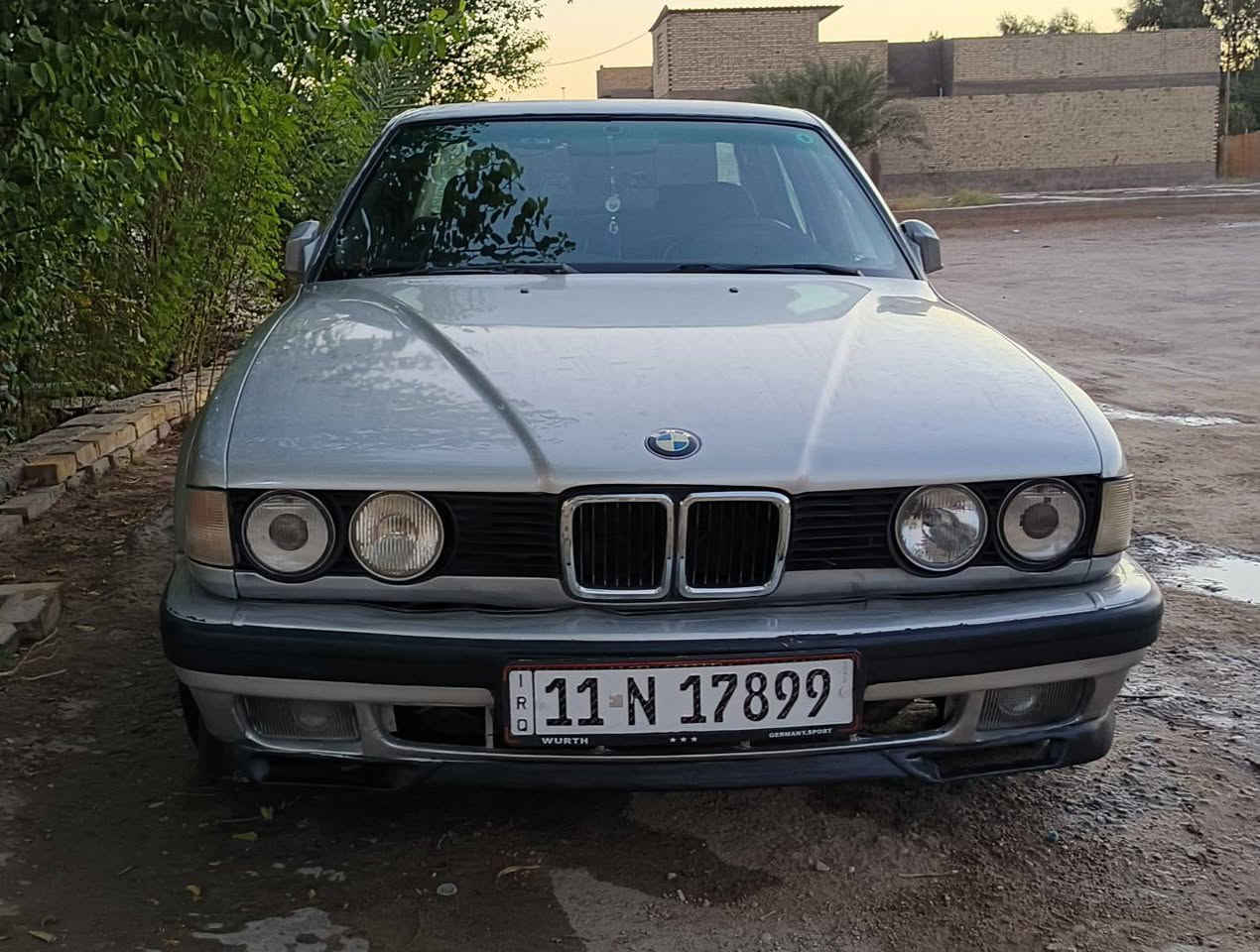 السلام عليكم BMW 730i رقم بغداد تبريد  حدادية 80/ سعرها 48 مكاني نجف ***********
