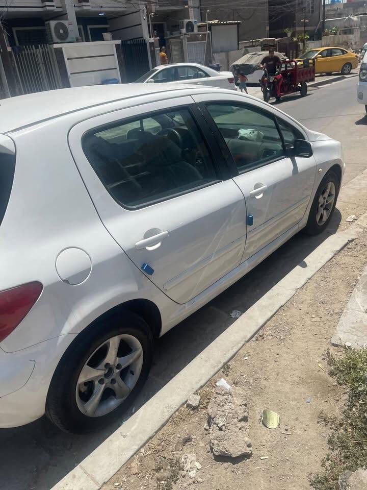 بيجو 307 بأسمي رقم جديد سيارة جاهزة كير مكينة تبريد ثلج
السعر 50 وبيها مجال قليل مكاني بغداد الشعب اسواق المركزية 

***********
