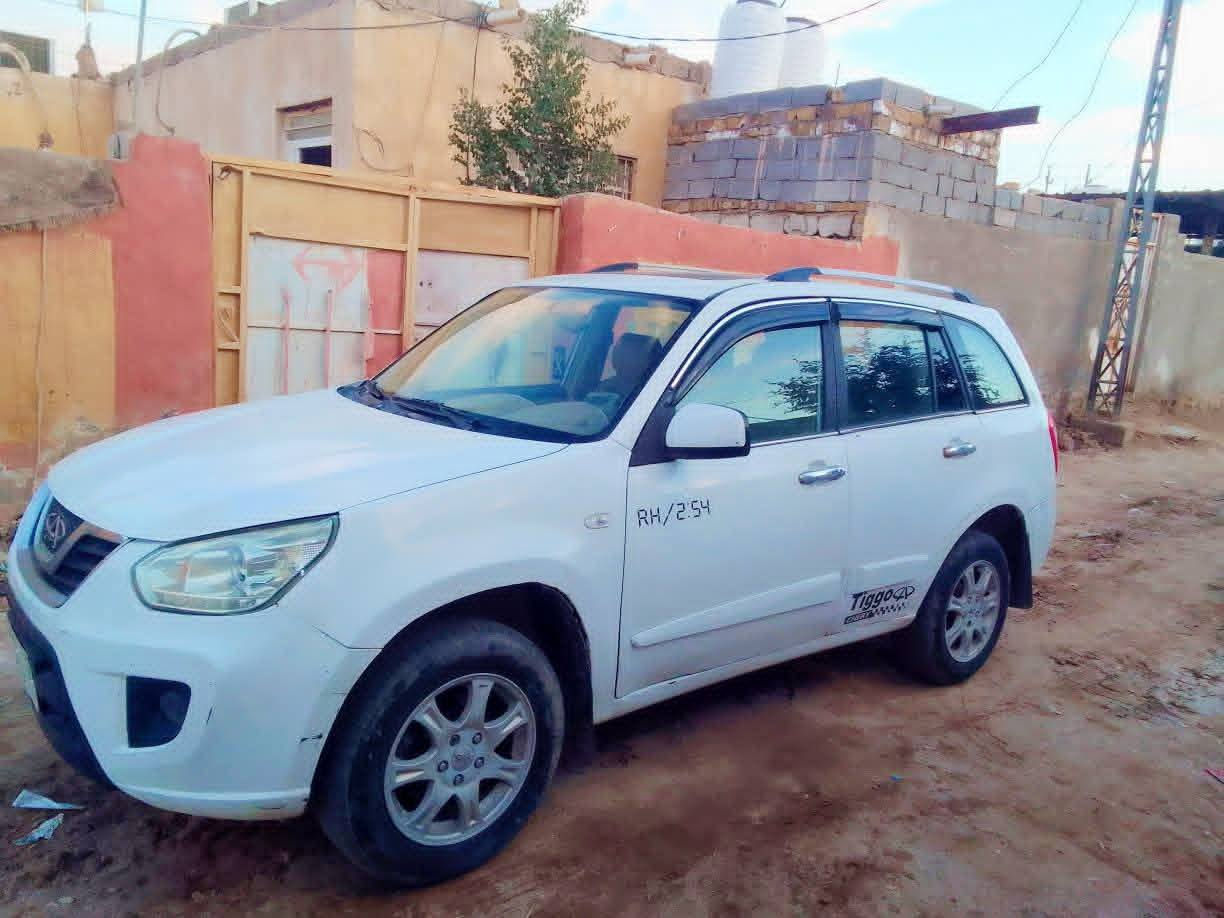 السلام عليكم مراوس فقط سياره تيكو اروسك  بتكتك 23لوو 22لو واحد عشرين جديده كون ومكفوله رقمي ***********
