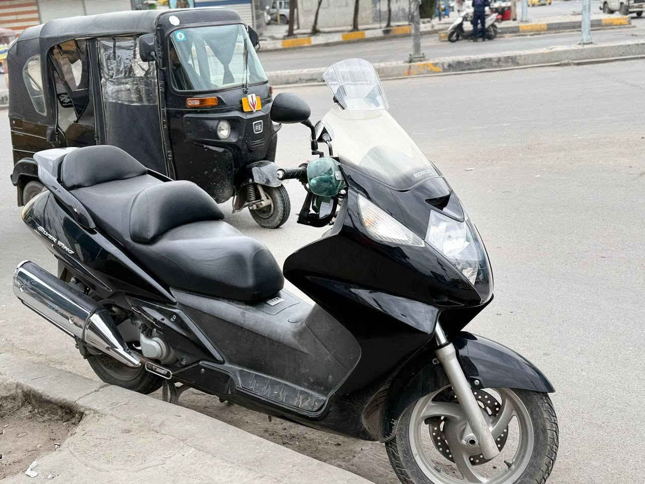 دراجه سلفر ونج البيع دراجه جديده 400////سعره 25/////***********
