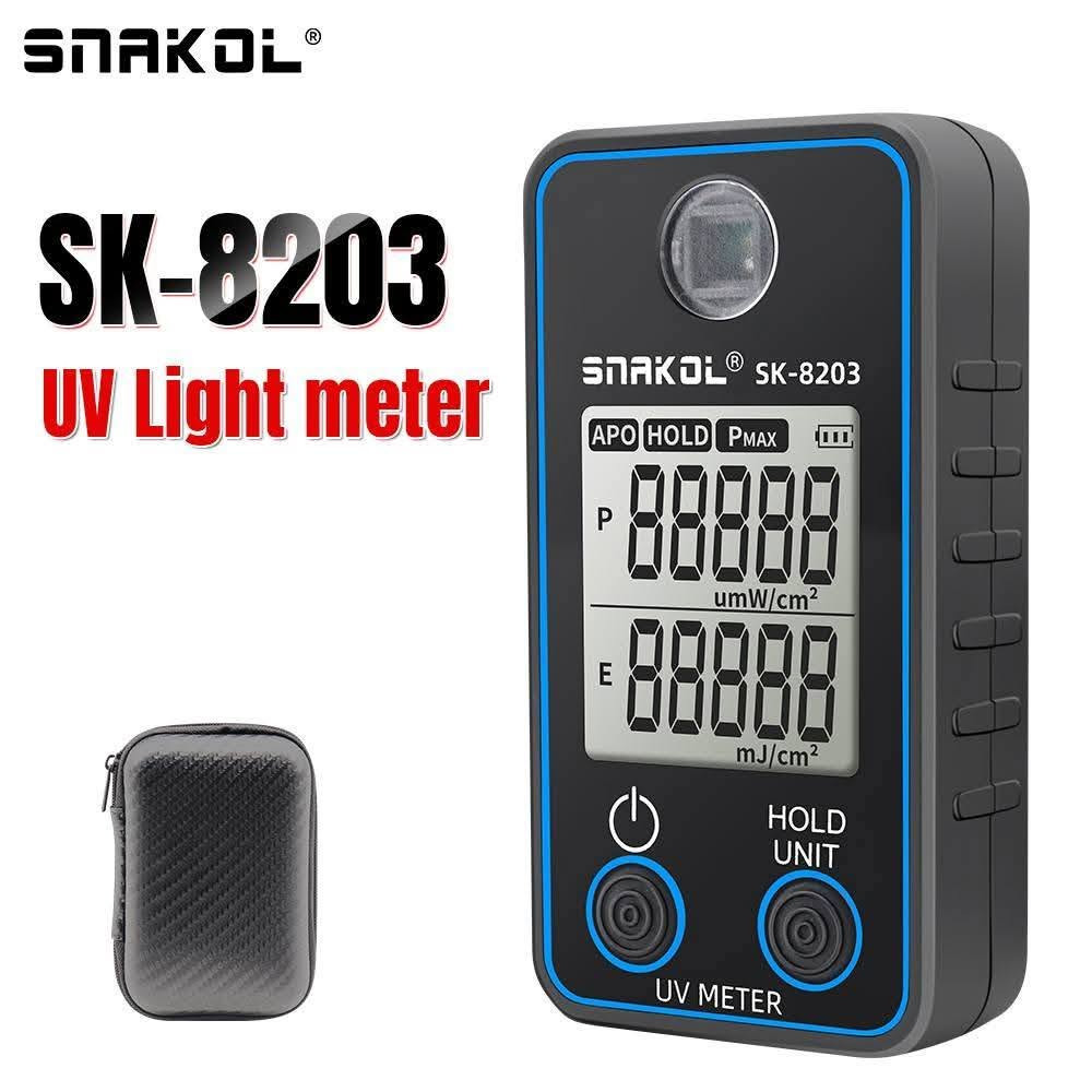 جهاز فحص وقياس الأشعة فوق البنفسجية الرقمي SNAKOL SK-8203.
يُستخدم هذا الجهاز لقياس شدة الأشعة فوق البنفسجية وطاقتها، خاصة في نطاق الأشعة فوق البنفسجية UVB.
يمكنه قياس شدة الأشعة فوق البنفسجية بوحدة ميكروواط لكل سنتيمتر مربع (µW/cm²) والطاقة بوحدة ملي جول لكل سنتيمتر مربع (mJ/cm²).
يتميز الجهاز بوظائف مثل الاحتفاظ بالبيانات (HOLD) وعرض القيمة القصوى (PMAX) وإيقاف التشغيل التلقائي (APO).
السعر/٥٠ الف شامل التوصيل 
لمزيد من المعلومات تواصل  واتساب 
***********
