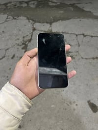 آيفون ١١ • ١٢٨ • قافل ايكلود