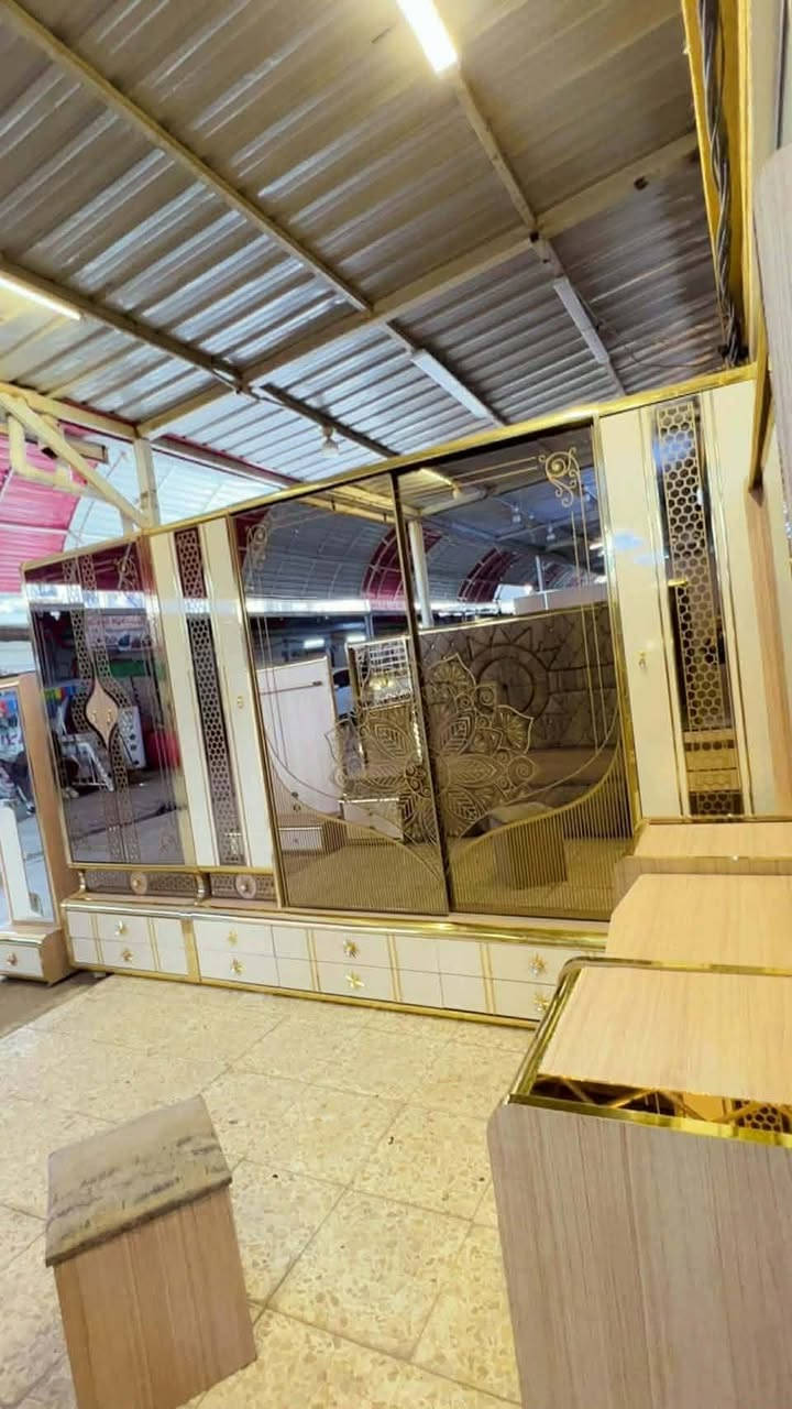 ✨ غرفة تركي  اصلي صبغ حراري  11 قطعة ✨
نظام أبواب  بروفايل فاخر
سرير مخزن جك 
 ضهر بلوك
 جام برونزي أنيق 
 قماش وتر بروف أصلي
 سرير مخزن جك 
✨ نظافة 90/💯
شد ونقل مجاني داخل بغداد
توصيل للمحافظات بأسعار رمزية


**إذا كنت صاحب هذا الإعلان وتريد حذفه لأي سبب، رجاءا أرسل رسالة إلى الدعم الفني**