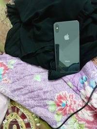 آيفون XS ماكس • ٥١٢ • اسود