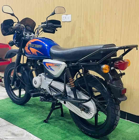 بوكسر موديل 2022 نازله بل 23 جاملغ طويل وستاند دائري  اوراق اصولي شرط الترقيم  بوجهك تروح ترقم دراجه جديده استخدام شخصي ونضافتها مبينه بلصور وبعد احلى كهربائيات كامله ومحرك مكفول
 (بيع بلنقد وبلقسط ماستر الرافدين فقط)
سعر النقد.. 1450 وبيها مجال حك جيه
 مكاني ديالى بعقوبه بهرز ***********بي واتساب شباب خاص مارد اتصل وبلخدمه
