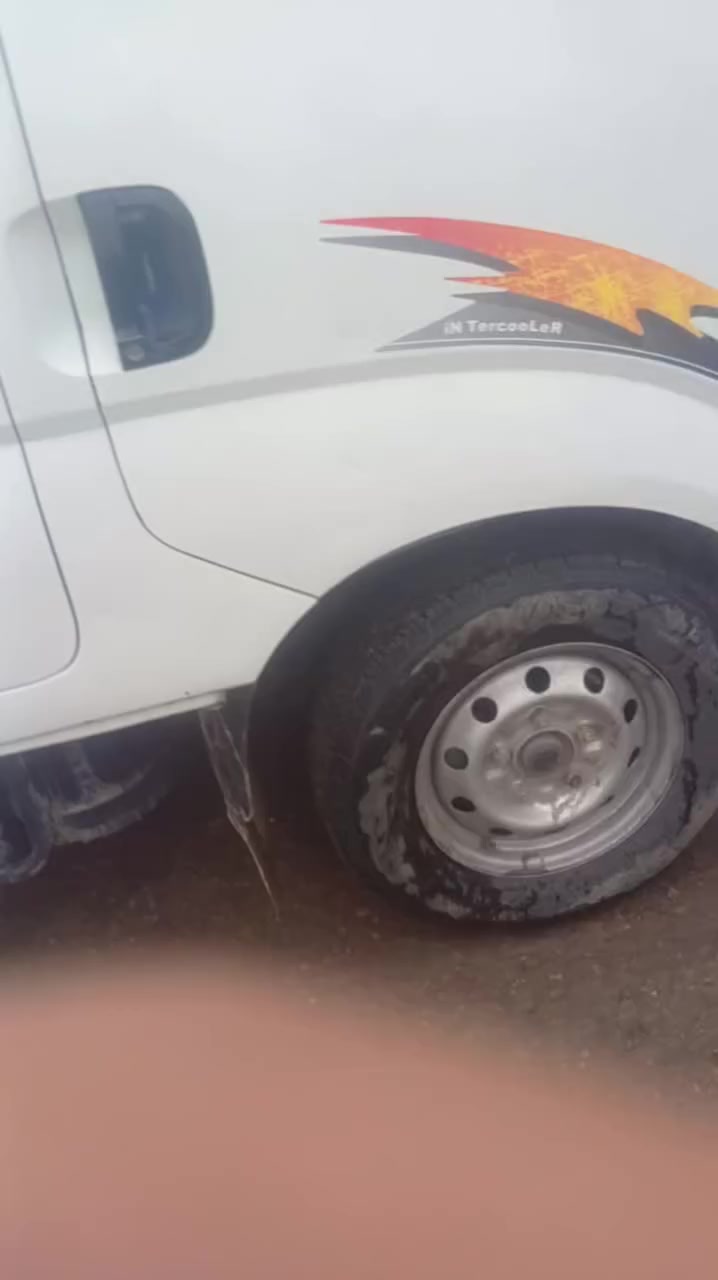 سيارة للبيع سعر 110  موديل 2007 مكاني بغداد سيارة بسمي ***********
