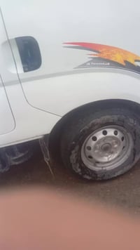 سيارة للبيع سعر 110  موديل 2007 مكاني بغداد سيارة بسمي 07805168060