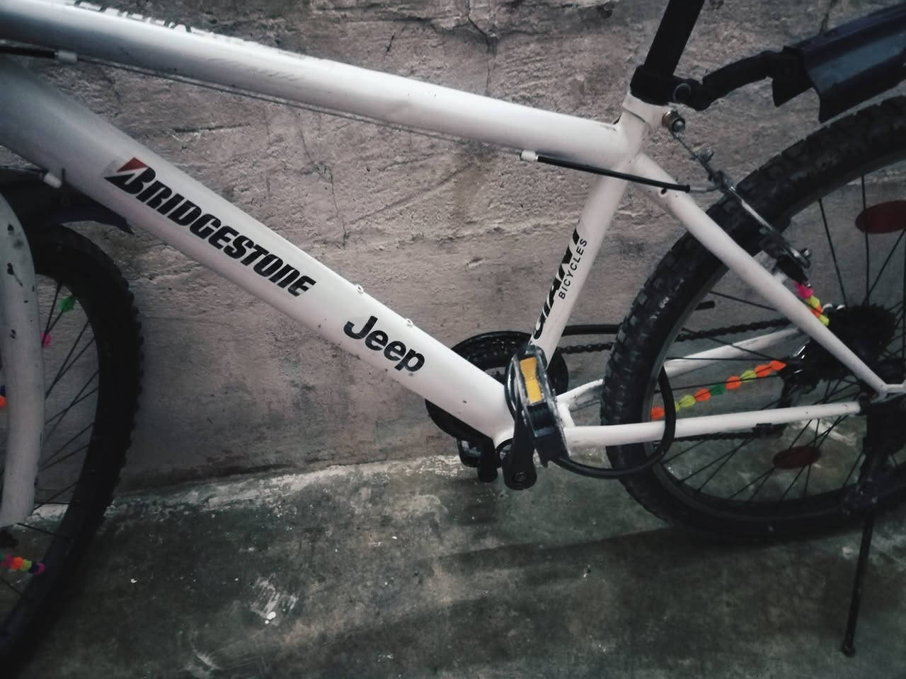 باسكل للبيع جينته نضافه فول كدام العين /
السعر 105/ استفسار *********** 
/عنوان الموصل /حي الكرامه
