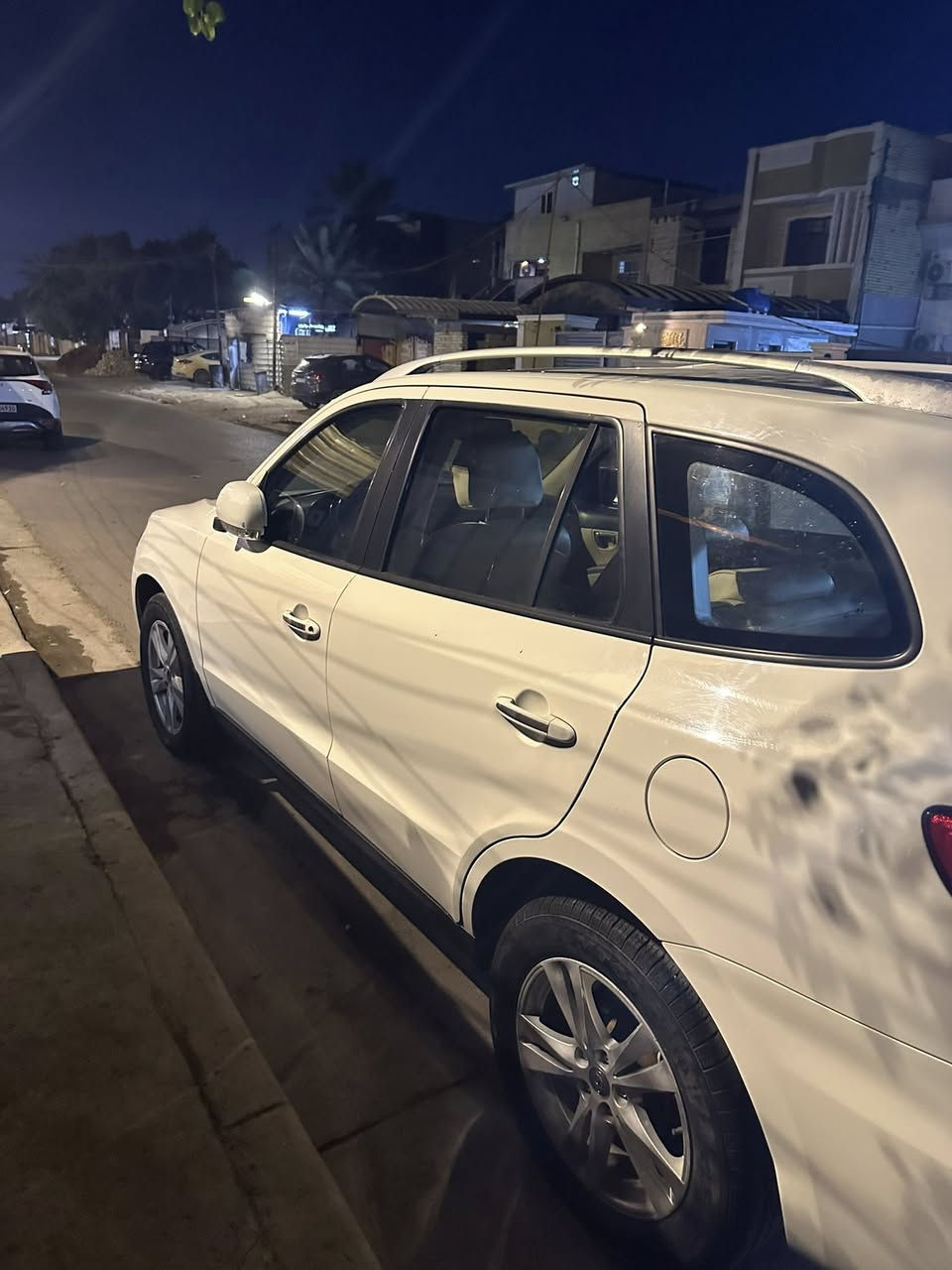 سنتافيا ٢٠١١ فول مواصفات
خليجي كير مكينه جيد 
صدر ٥٠٪؜
بيها ملاحظات بسيطه 
رقم بغداد باسمي 
سونر مرفق بالمنشور 
السعر ١٣٥ 
ماشيه ٣٣٠٠و
***********
