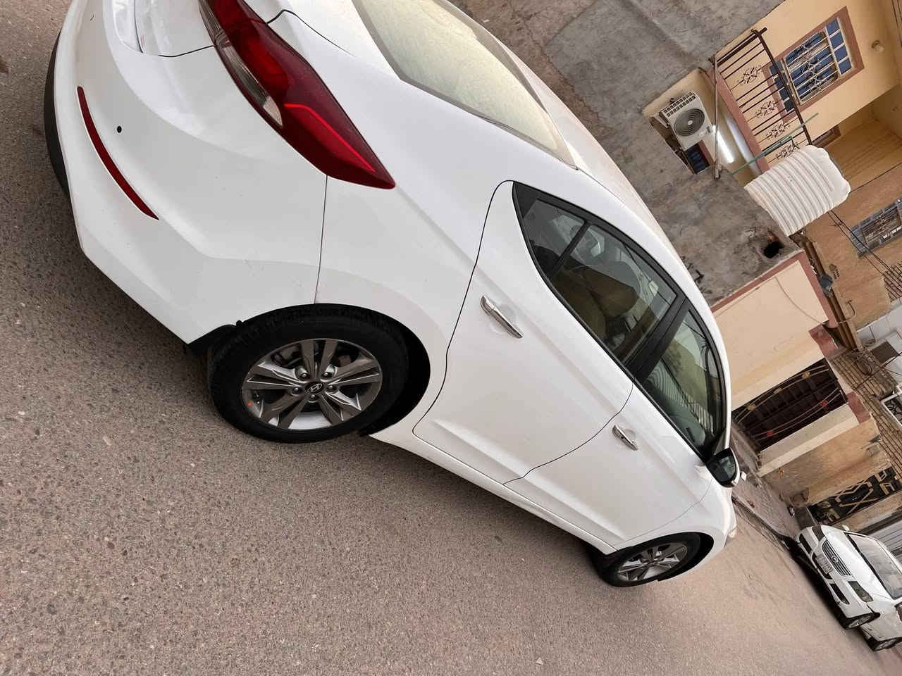 النترا 2017 خليجي
مكفوله من ضربه وصبغ  
عدى بارد بسيط موضح بلسونار 
محرك 2000دوش ما مفتوح 
رقم كربلاء بأسمه تحويل مباشر 
سنويه جديده لل2028 
مكاني بغداد 
السعر 133$ورقه 
***********
