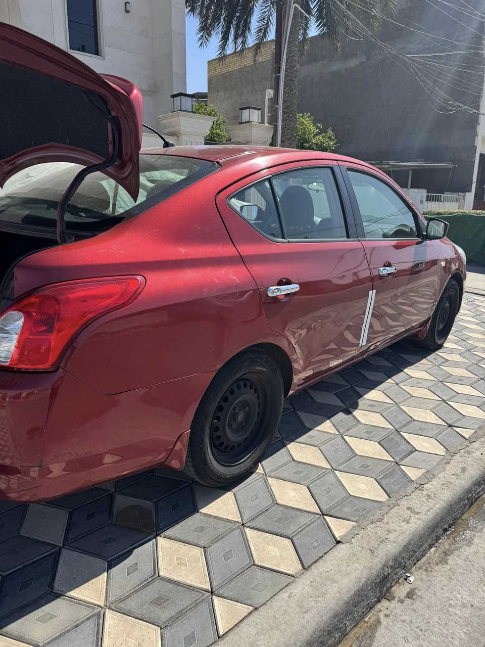 ‏سلام عليكم نيسان Pasa موديل 2016 عداد المسافة المقطوعة 82,000 ميل السيارة حلوة وجديدة حادث البيشمل أمامي بس ما واصل لا لغد ولا الشواء صل سعر$ وب مجال 85 ورقة أخلي كم من الرقم للتواصل ***********￼
