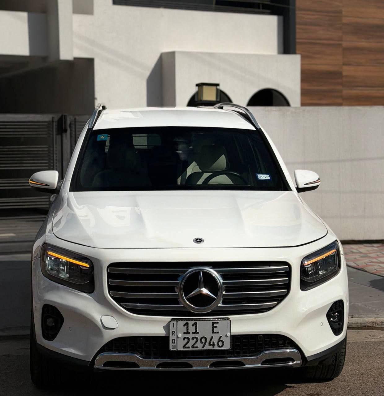 🚗 للبيع
Mercedes-Benz GLB 250 2024

🌍 –  بغداد - حي العدل

•   🛣️  المسافة المقطوعة    ٦ الف 

✅ المواصفات :

المسافة:٦ ألف م

• اللون: ابيض 🖤

• المحرك: 4 سلندر تيربو الوقود: بنزين )

• القير: أوتوماتيك 9 سرعات

• المنشأ: وارد امريكي داخلية جلد 

• كراسي كهرباء متعددة الوضعيات

• صندوق خلفي كهربائي

• شفتات تبديل سرعة على الستيرن

• نظام قيادة مريح ورياضي

• عزل عالي وراحة ممتازة

نظام دخول وتشغيل بدون مفتاح

• شاشة معلومات حديثة

• كاميرا + حساسات أمامية وخلفية

• مثبت سرعة

• نظام فرامل ذكي

• مرايا كهرباء قابلة للطي

• إضاءة LED متطورة

• نظام تكييف أوتوماتيك مزدوج

• نظام أمان متكامل من مرسيدس


**إذا كنت صاحب هذا الإعلان وتريد حذفه لأي سبب، رجاءا أرسل رسالة إلى الدعم الفني**