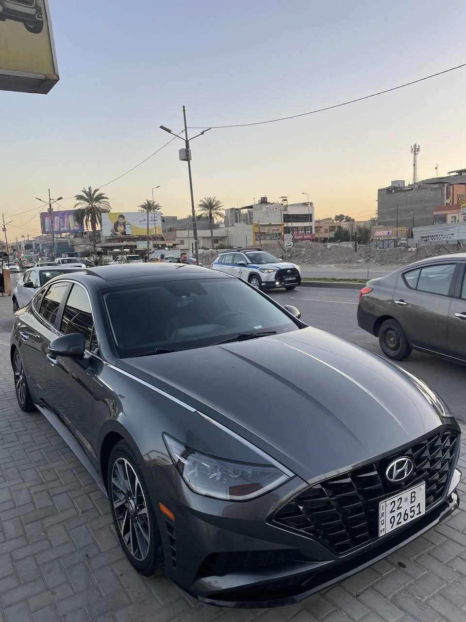 السلام عليكم
سوناتا ٢٠٢٢ لمتدد ١/١ فول الفول 
رقم اربيل بأسمي بيها كتاب تضليل 
حادثها جدا بسيط 
رقم هزة سنوية جدد 
بدون ايرباك بدون دواخل بدون شاصي بدون لغد
السيارة جديدة جدا بدون نواقص
مكاني بغداد العامرية
محرك سليم 
كير سليم 
تخم تاير جديد
صدر امامي خلفي جديد
مكاني بغداد العامرية
السعر ١٧٥ وبيها مجال للشراي 

***********
