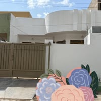 مشتمل ١٦٠م • غرفتين نوم • المربع الذهبي