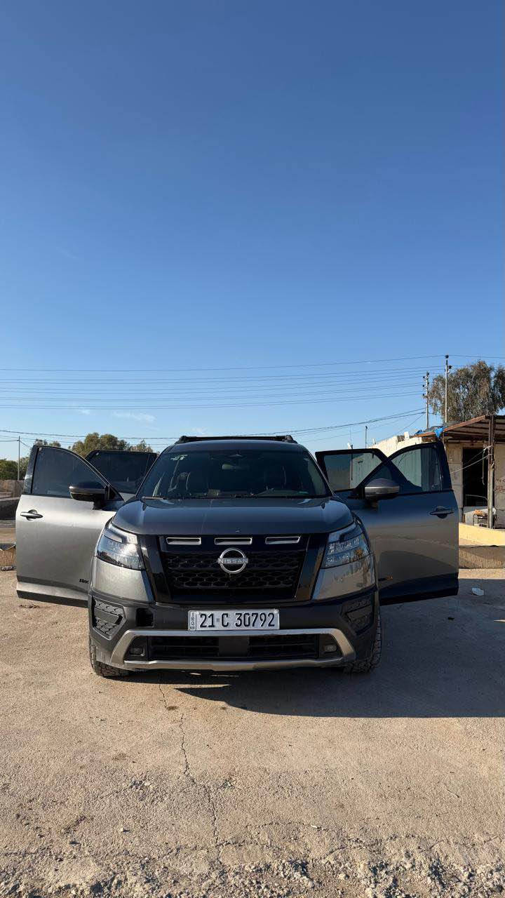نيسان باثفندر روك كريك  2024 وارد امريكي 
فور ويل مكينه 6 سياره كلش نظيفه 
ظررها جامرلغ خلفي فقط وباب مبدل بلاد 
ماشيه تقريبا 35 الف كيلو 
العنوان ديالى خانقين 

*********** خناقين, ديالى
