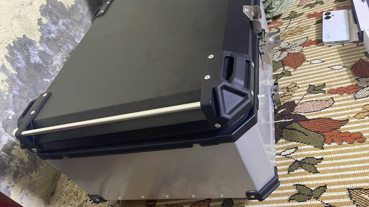 صندوك إمزون اصلي مال دراجة احلة وأكبر من الصور سعرة 125 ويا
التوصيل 
***********
