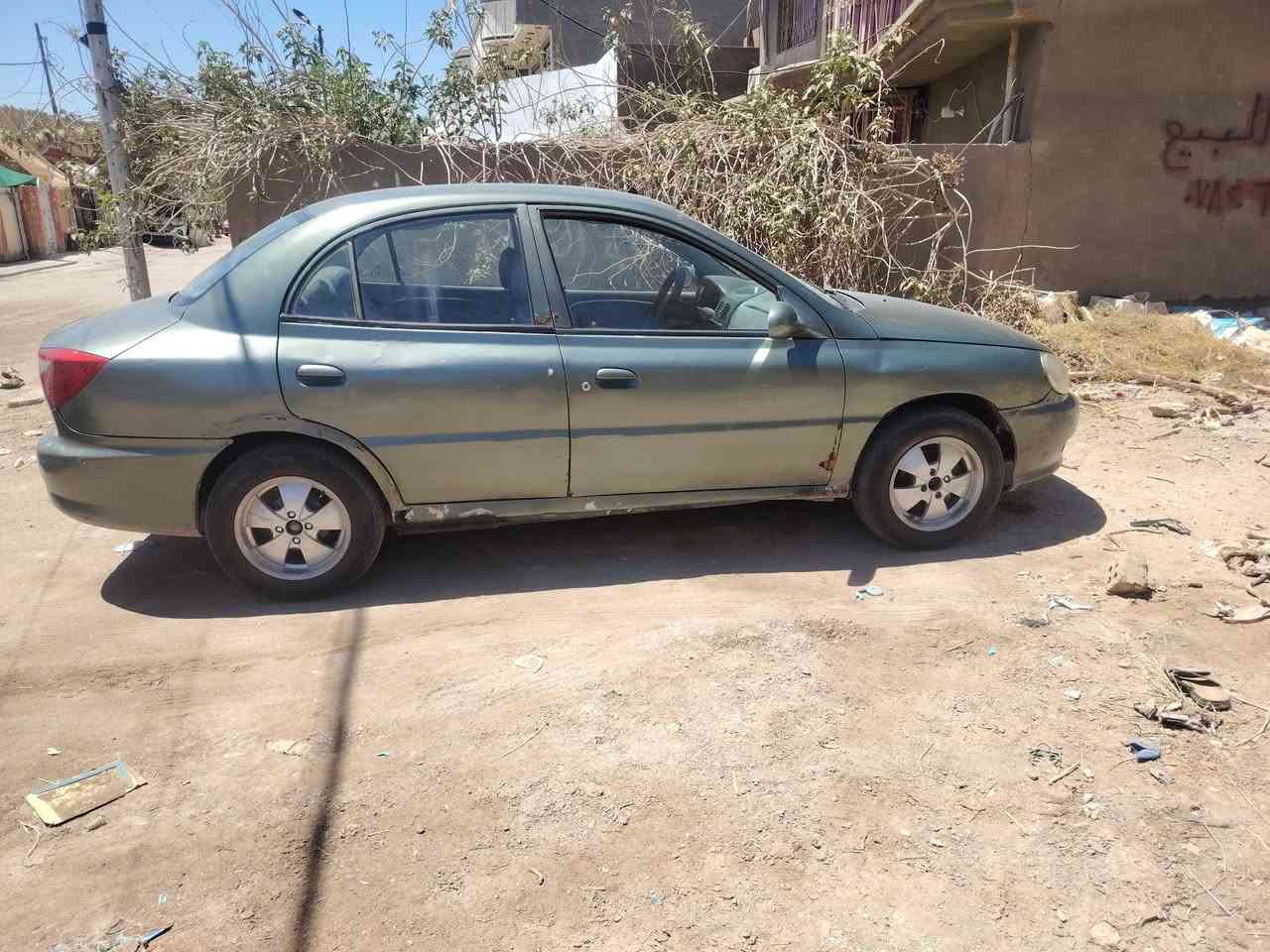 ريو موديل 2000 رقم بابل دولي باسمي كير مكفول مكينة بيها بخار كهربائيات كلها شغاله كير عادي السعر ٢٣ جماعت ال ٢٠ ماترهم العنوان بابل للاستفسار الاتصال ***********
