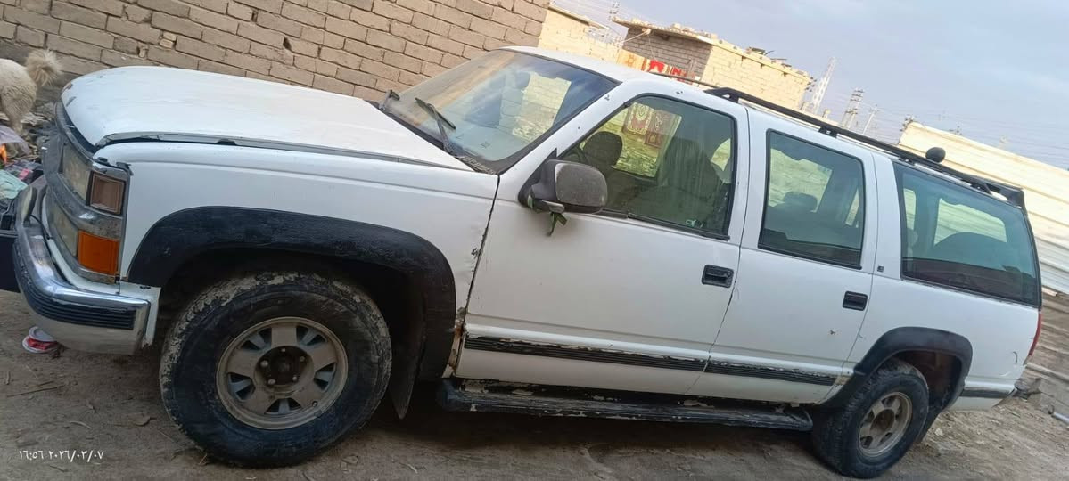 سلام عليكم
للبيع سوبربان 5 برغي 
كير محرك نعمه محرك عنكبوت 
حداديه مضبوطه كهربائيات شغاله 
تخم تاير دواخل نضيفه ما عوزه شي السياره 
رقمه كركوك اجره بس اذه تتحول يرجع خصوصي ابو الوكاله العامه بالعماره 
مكاني البصره القرنه 
واذه اكو مراوس سياره صالون اراوس 
***********
