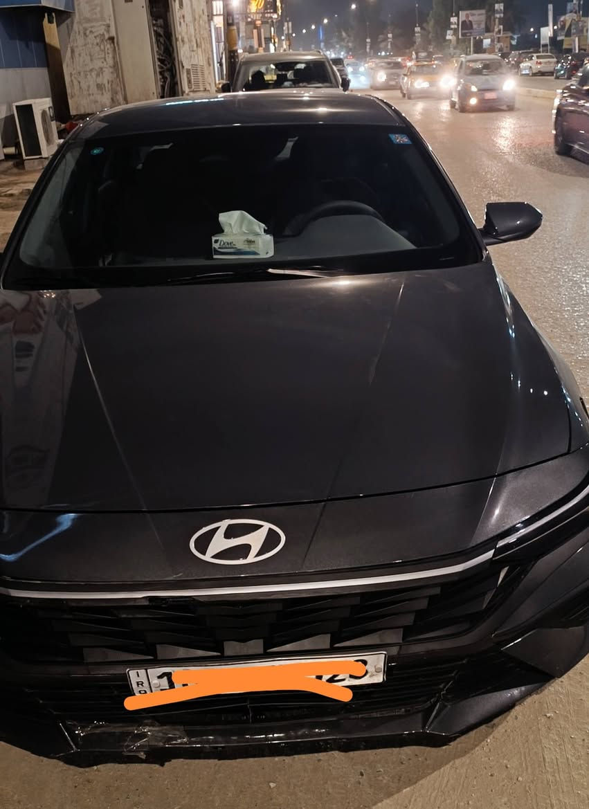 النترا 2025ماشية 5الف فقط سيارة جديدة  سعر 157ورقة وارد امريكي حادث باب خلف السائف  تبديل مكان السيارة قادسية للاستفسار ***********
