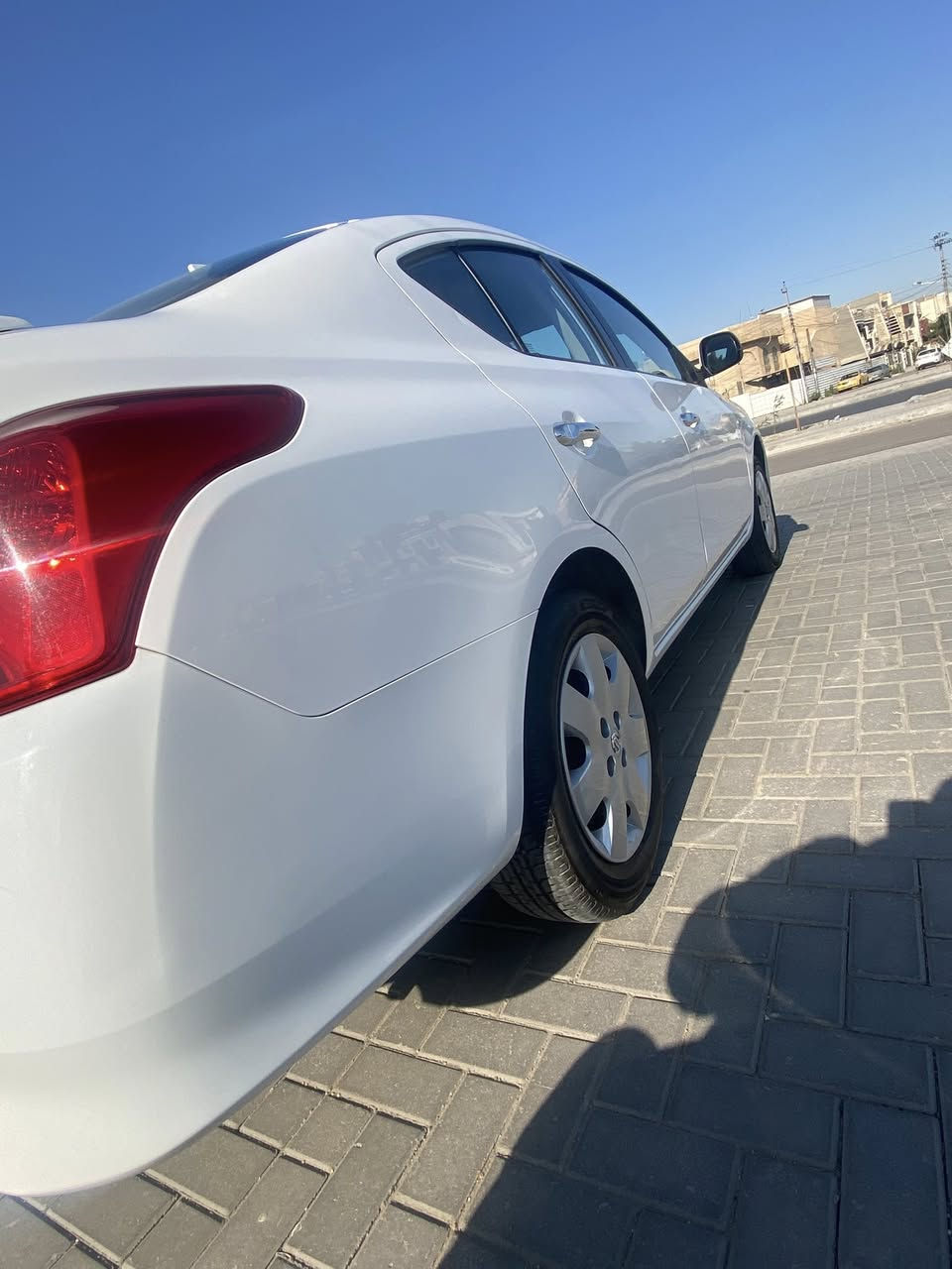 السلام عليكم 
نيسان سني هندي اصلي ضمان شركة السور ليبل ازرق البليته الزركه موديل 2024ماشية 29الف باسمي رقم بغداد تحويل ثاني يوم باسمي كفالة عامة من الصبغ والبارد على وضع الشركة للبيع مكاني بغداد حي الجهاد السعر ١٢٣وبيها مجال 
***********
