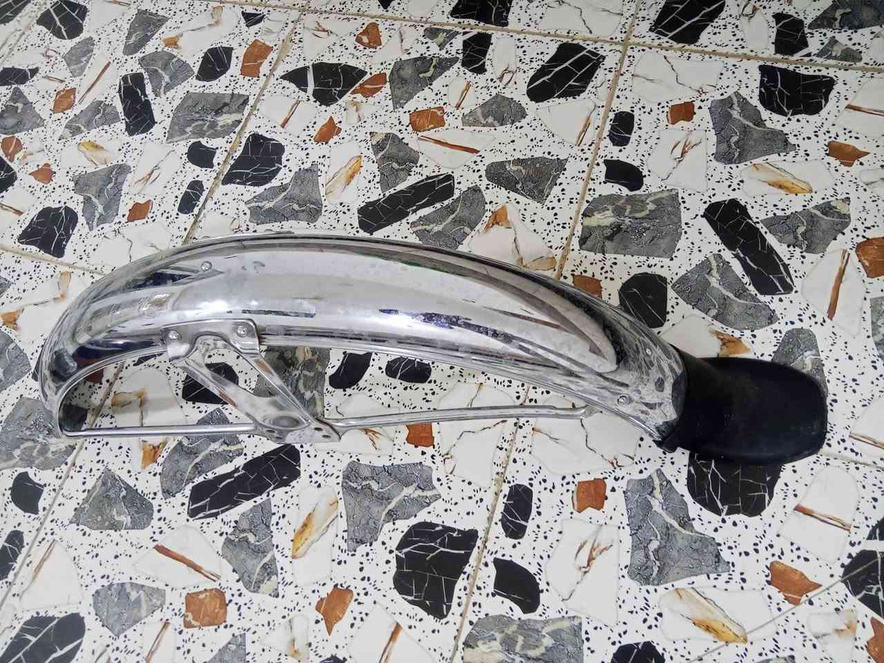 غراض للبيع نامه اصلي مامستخدم كله اصلي بعد عندي صرنصه وسيبايه طابقين استيل للبيع  مثل ما واضح كدامك مكاني الكوت السفحه شراي يجي خاص


**إذا كنت صاحب هذا الإعلان وتريد حذفه لأي سبب، رجاءا أرسل رسالة إلى الدعم الفني**
