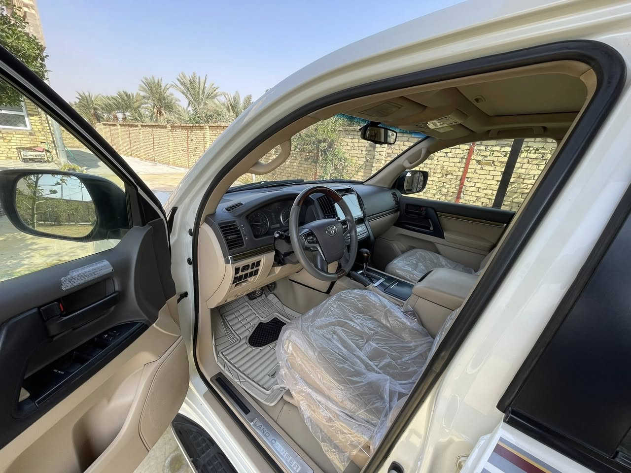 جكساره 2014 
فول مواصفات ماشيه ١٥٨ رقم دهوك جديد 
سياره مكفوله وجديدة محرك كير حداديه وضع الشركة 
السعر 385 
مكان ديوانية ***********
