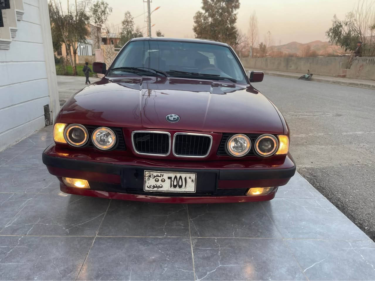 بەناوی خوا
بیئیم 520گیر عادی
ئارم پلاستیک دهۆک 
مۆدیل1992
بەشەرتی گیرو مەکینەو سەرفو بوخار 
دەعمو لیدراو وەر گەرانی نیە موسو براوەی بەشەرتە 
هەموو گیانی لەسەر بیلادە 
ماشاء الله لە قوەتی 
سعری خوار هەموو بازار 
٣٥مەجالی برایانە 
*********** كويسينجاك, أربيل
