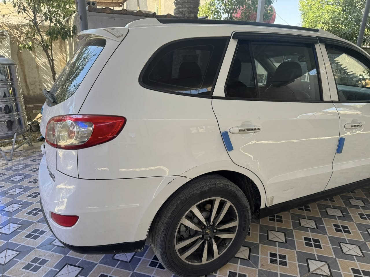 سنتافي 10 امريكي شكل 12بلادي
6 سلندر خليجي مو جي دي اي
بسمي سنويه 29
حادثه بنيد وجاملغ فقط خارج
سياره جديده بمعنى الكلمه ماشيه 126 حقيقي
حداديه امامي خلفي جديده
تبريد ثلج
كشنات جلد تدفئه
بطاريه جديده
كلشي شغال  بيه
فول لمتدد ماعده البصمه
بابل _ناحية الطليعة 
***********
129$
