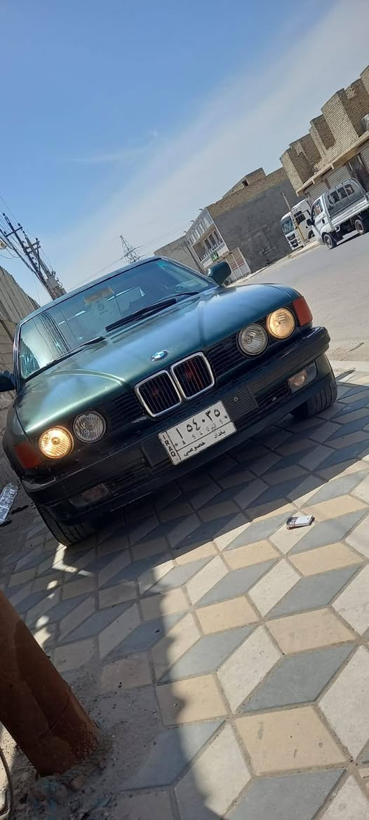 سياره بي ام جاهزه تبريد مشكلتها بس راعيها رقمه ما عندي بس مستمسكاتها كامله مكمله سياره جاهزه وخير من الله
***********   السعر 25
