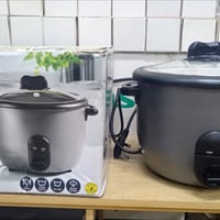 بريطاني • اصلي • متوفر للمراسلة