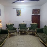 تخم زان تركي نظيف جدا تكمه 9مقاعد ب275الف وبي مجال المكان الوشاش 07738...