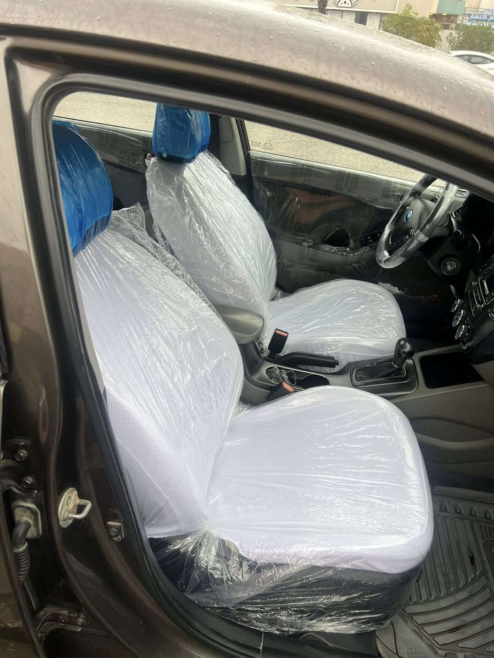 السلام عليكم سيارة نوع سيراتو خليجي اللون قهوائي موديل 2013مضلع رقم اربيل وكالة ام الباركود باسمي تريد تحويل تريد وكالة مكفولة كفالة عامه من الصبغ  محرك 1600 وكير كفالة حدادية قبل 10 ايام مبدل حدادية كامله ورا وكدام وتخم تاير السيارة عليه ادامه كاملة سيارة قبل شهر مبدل بيه  تخم مجول وبخاخات تنضيف وعيار  وفيت بم كله جديد فول نظافة تحكم ستيرن تدفئه تبريد سنتر لوك كهربائيات كله بلادية ويل كب 16 تغليف كشنات وبيبان كله جديد بيه بارد بسيط كلش شبرين وممبين وشوية جراد ورصعات حالوب بسيطات كلش ينحسبن حساب. مكان السيارة النجف السعر 104وبيه مجال للإستفسار الاتصال على الرقم ***********
