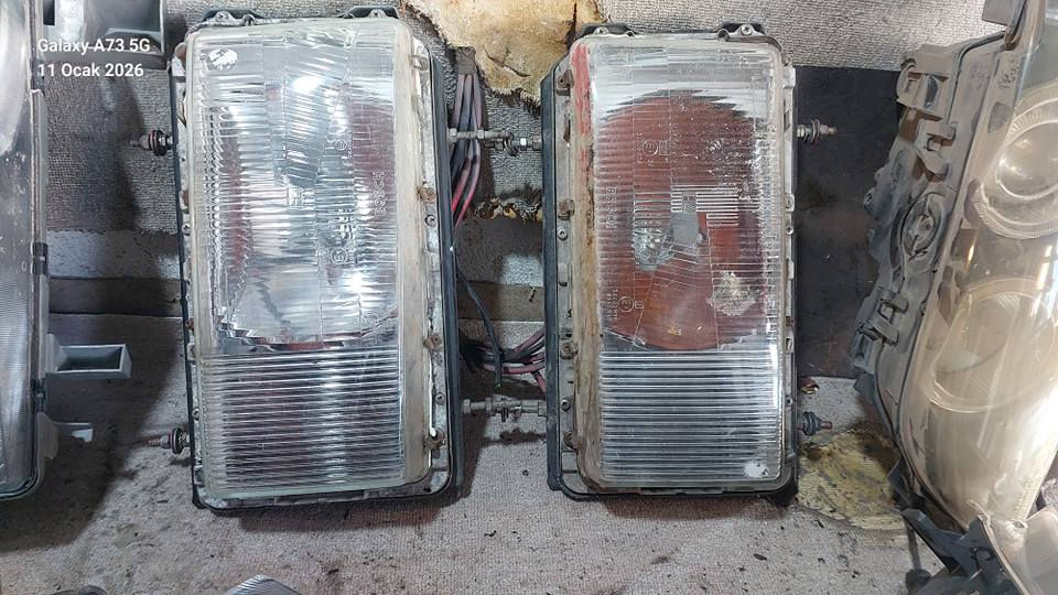 ئەم لایتانە بۆ فرۆشتن هەمووی بیلاد شریکەن ئەلمانین  بێ عەیبن  خاوێنن   لەهەولێر  ***********
هذني اللايتات للبيع، كلهن بيلاد شركة ألماني، نظيفات وما بيهن أي عيب.. من اربیل  ٠٧٥٠٧٤٧٧٧٢ أربيل, العراق
