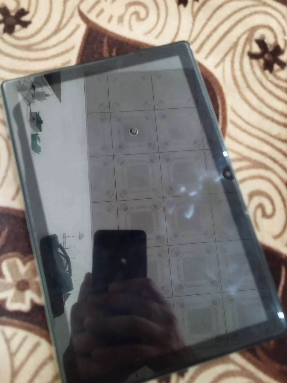 سلام عليكم 
ايباد DOOGEE U10
ذاكرة 128 عشوائية 9 
شاشة 10.1
جهاز يخبل كامل ملحقات 
كارتون+شاحنة+هدفون 
مكاني الخالص حي الزهراء 
سعرة 90 الف للإستفسار الاتصال بالرقم
***********
