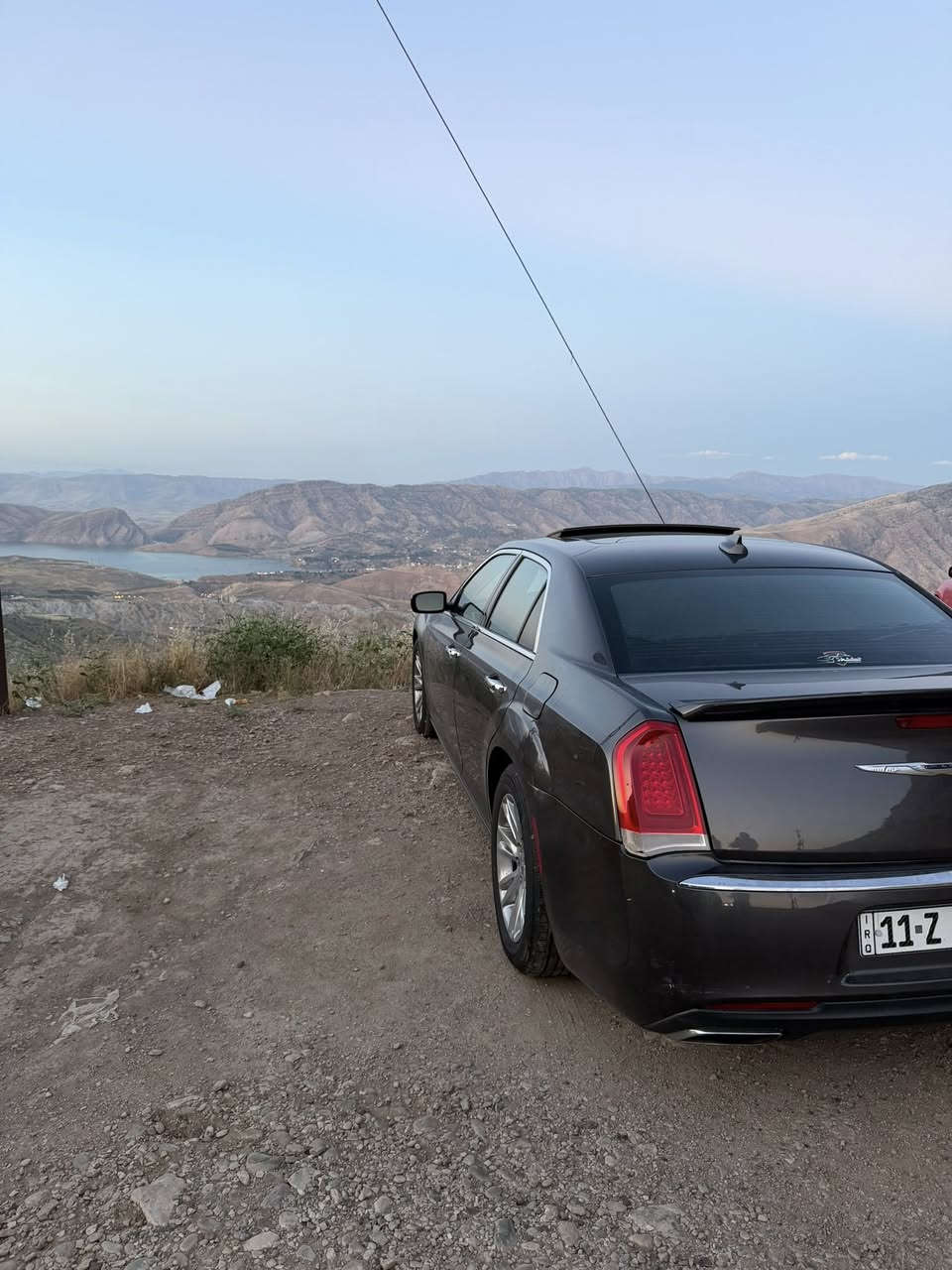 السلام عليكم
اوباما 2016 300C
بغداد ماشيه 130mi
كفاله ماعندا الجاملغ الخلفي الايسر 
بي بارد قليل جدا
السعر 220$ وبيه مجال قليل 
السياره مابيه اي نقص 
***********
